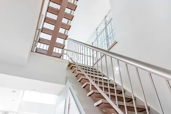 Sold by Brick&Mortar | media 7