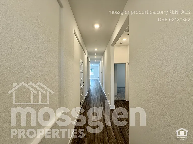 5666 Sailrock St — Photo 5