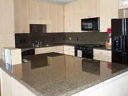 1 bed, 1.0 bath, 905 sqft, $1,750 — Photo 4