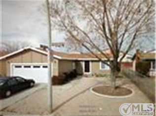 2219 Rosewood Ave, Lancaster, CA 93535