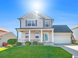 16321 Ohio St, Omaha, NE 68116