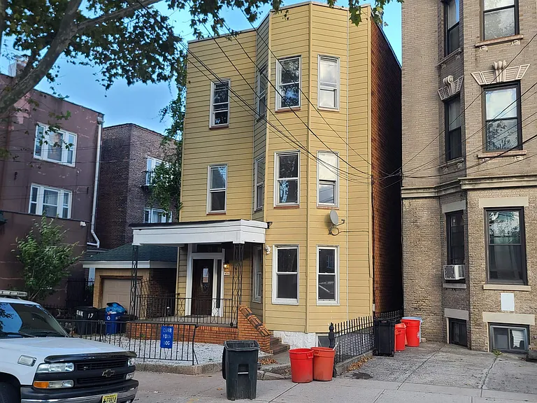 476 Gregory Ave #3 — Photo 27