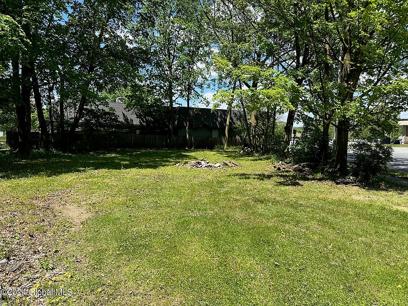 2nd image of 147 South Street