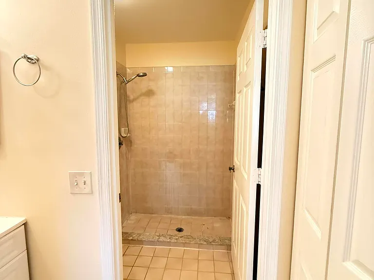 3080 Inglewood Ter — Photo 10