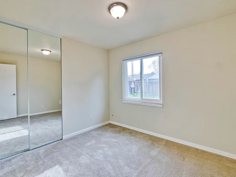 1778 Balsa Ave — Photo 24