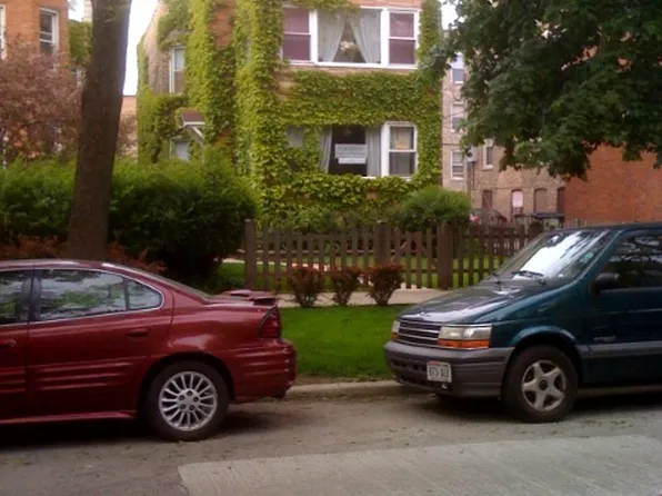 1224 W Lunt Ave, Chicago, IL 60626