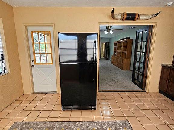 5th image of 4609 Miley Rd