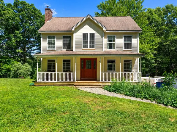 295 Stepping Stone Road, Lee, NH 03861
