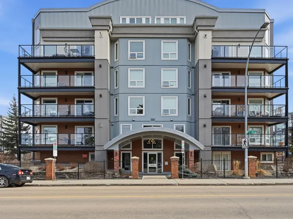 7905 96th St NW #501, Edmonton, AB T6C 4R3