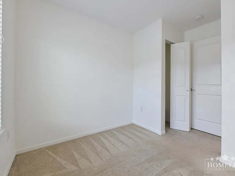 8168 136a St #52 — Photo 21