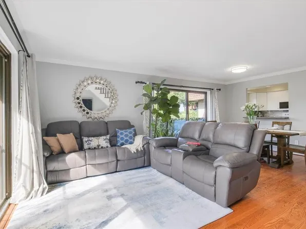 406 Kemeys Cove #406, Briarcliff Manor, NY 10562