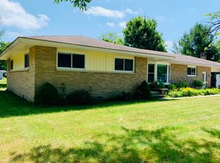 24 E Mavis Rd, Scottville, MI 49454