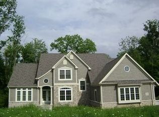 1132 Whispering Woods Dr, Macedonia, OH 44056