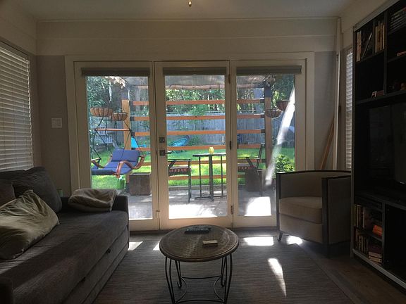 4th image of 1410 Ramsey Ave