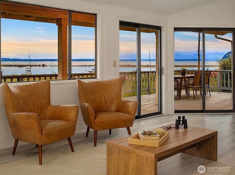 5th image of 2682 Sunlight Beach Road