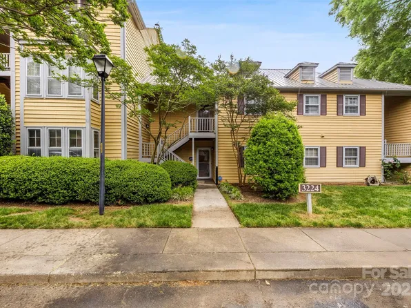 3224 Selwyn Farms Ln APT 3, Charlotte, NC 28209