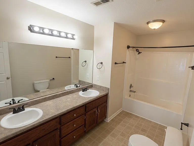 126 N Cavalcade Cir — Photo 16