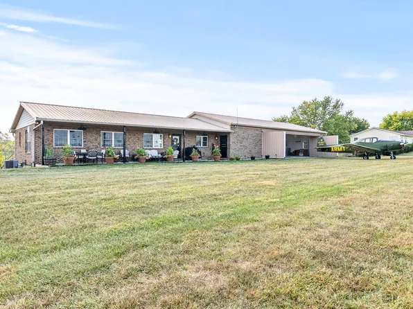 30 Pilots Dream Dr, Dry Ridge, KY 41035