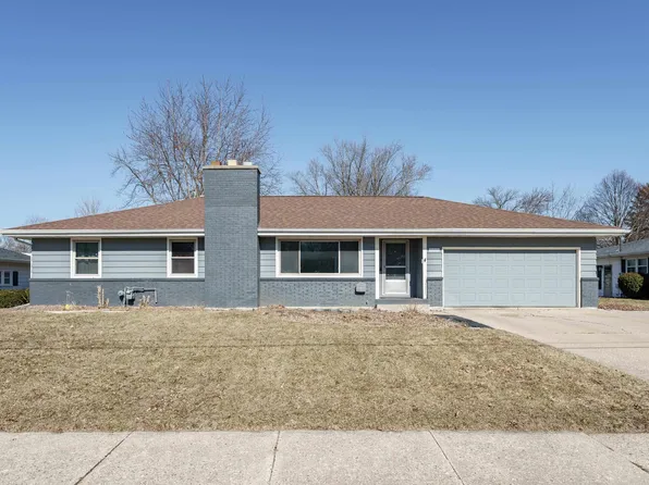 2211 Ruger Ave, Janesville, WI 53545