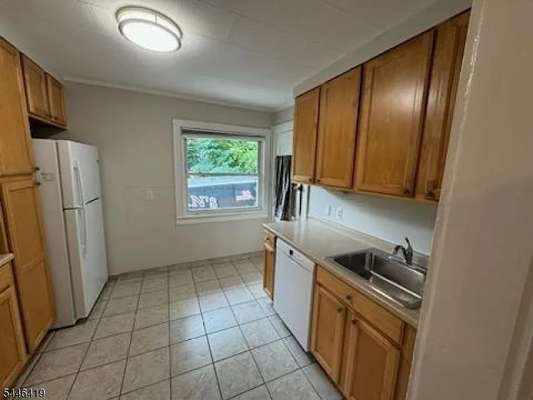 773 Bloomfield Ave — Photo 12