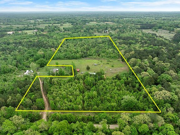 2nd image of 728 Whippoorwill Rd