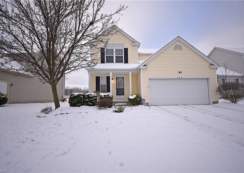 1st image of 952 Chadwick Ln