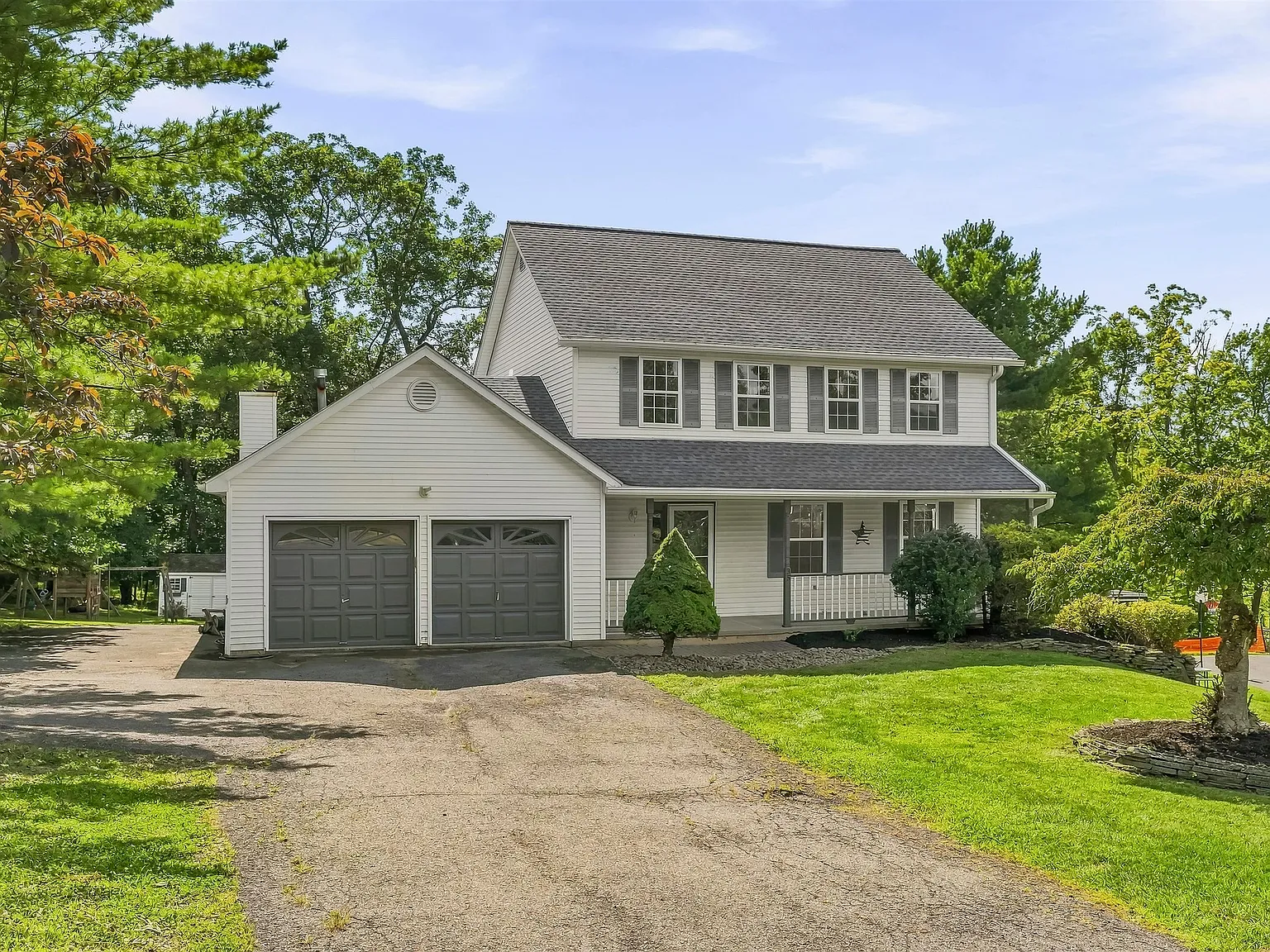 4 bed, 2.5 bath, 1980 sqft, $3,850 — Photo 4
