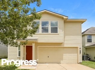 2922 Junction Dr, Houston, TX 77045