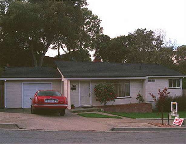 1st image of 720 Shady Glen St