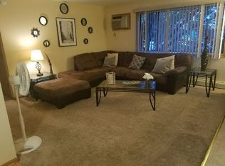 8251 S Roberts Rd APT 2B, Bridgeview, IL 60455