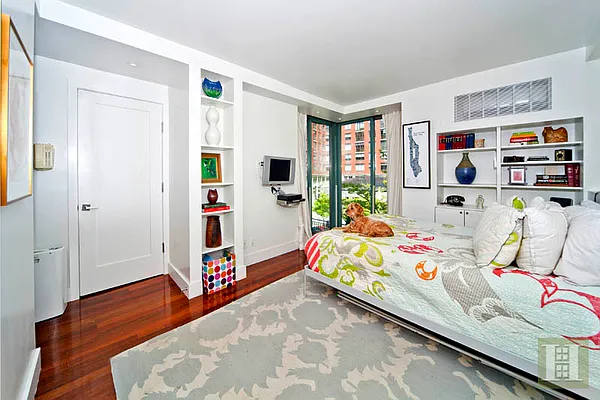 Sold by Halstead Real Estate | media 18