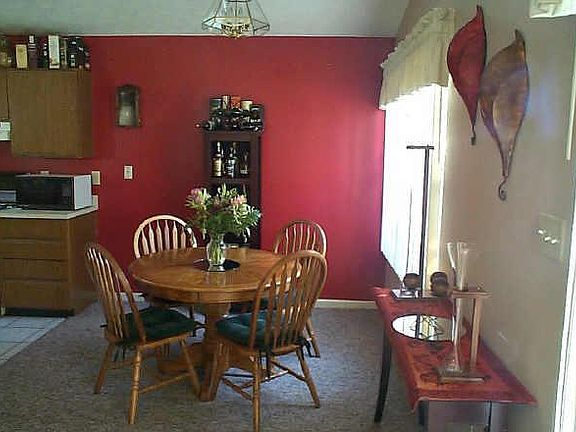 4th image of 1505 N Park Vista Ct