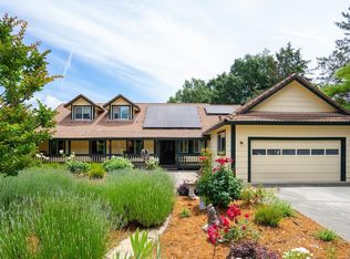 111 Kerry Ln, Cloverdale, CA 95425