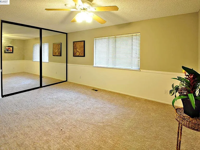 6253 Joaquin Murieta Ave #E — Photo 10