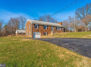 7038 Rock Creek Dr, Frederick, MD 21702