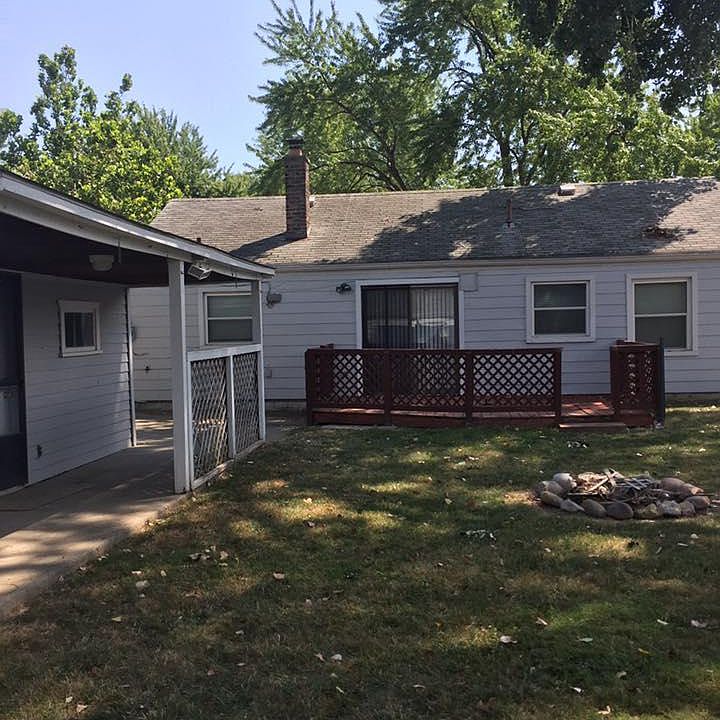 1st image of 26641 Grandmont St