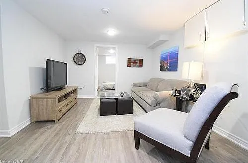 38 Chalmers Street — Photo 3
