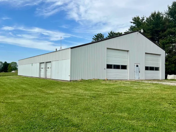 16285 Linden Rd, Argos, IN 46501