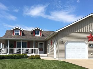 11 Lake Shetek Dr, Slayton, MN 56172