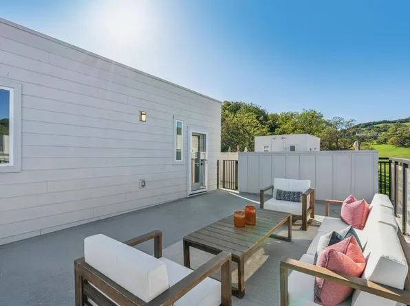 317 Verandah Avenue, Novato, CA 94945