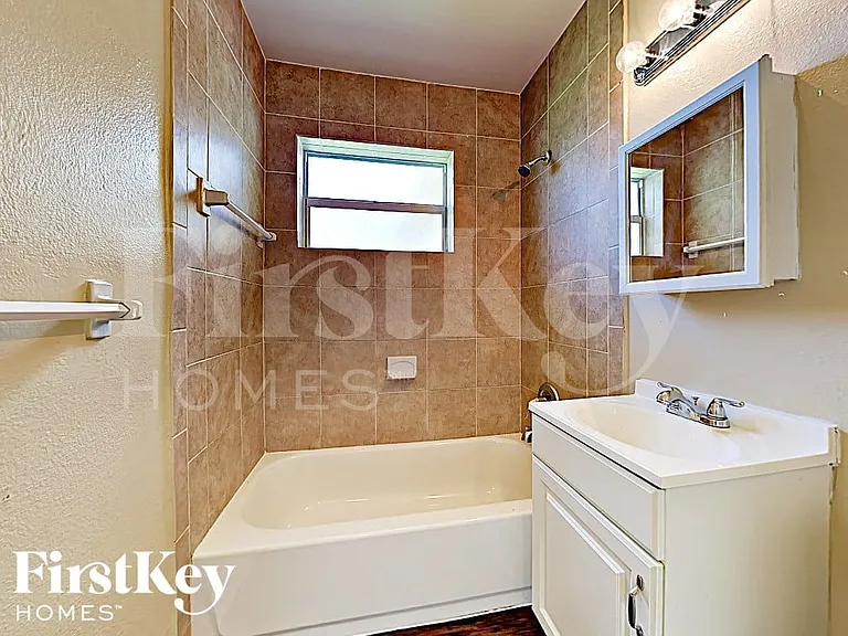 22162 Belinda Ave — Photo 13