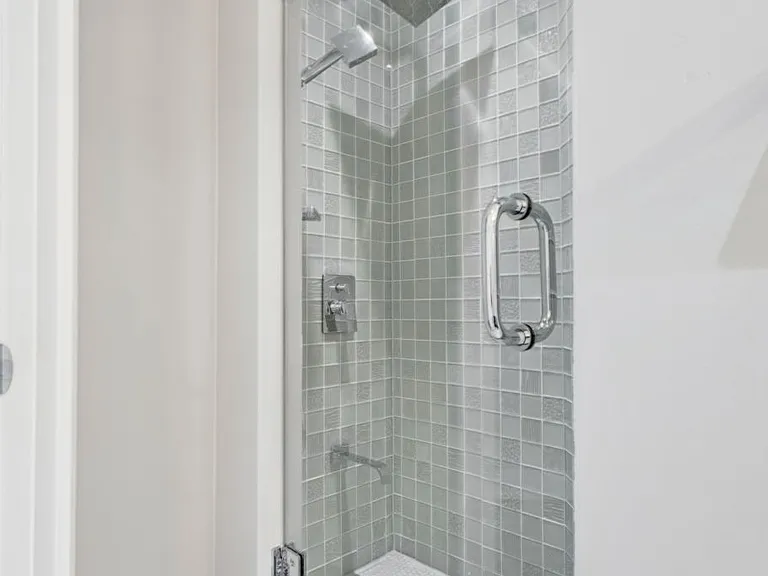 415 Locust St #602 — Photo 37