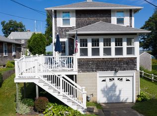 9 Weetamoe Rd, Pocasset, MA 02559