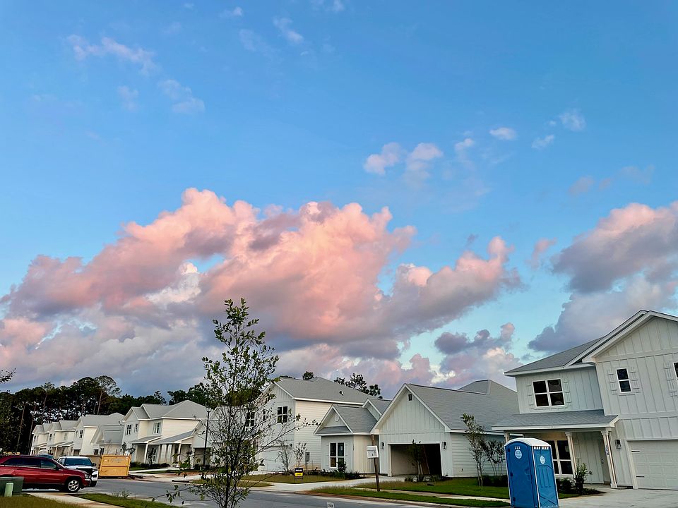 2nd image of 119 Sea Eagle Ln
