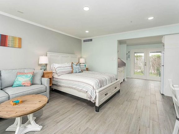 3rd image of 200 W Kingfish St #109-C