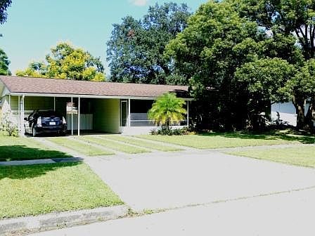 1st image of 1825 Willow Ln
