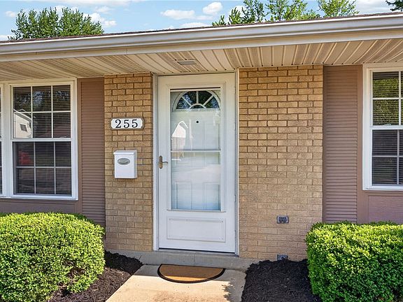 5th image of 255 Chatham Dr