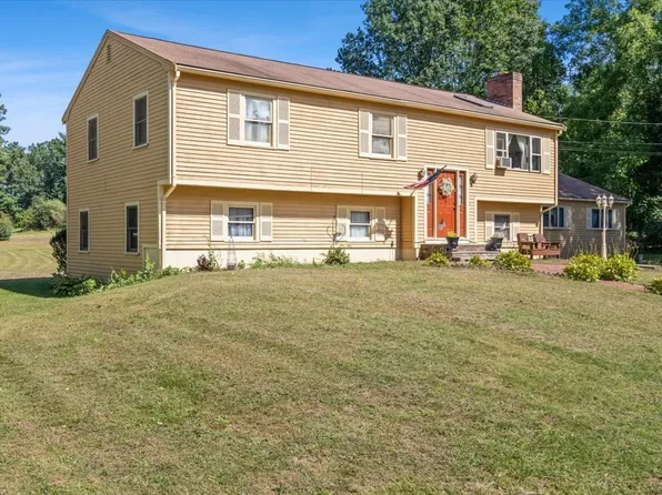 95 Crooked Ln, Lakeville, MA 02347