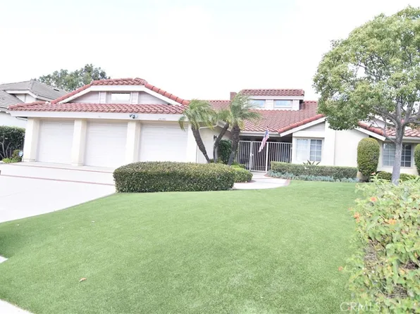 25391 Stageline Dr, Laguna Hills, CA 92653