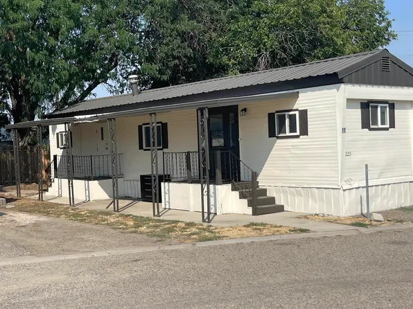 229 Coach Ln #11, Ontario, OR 97914